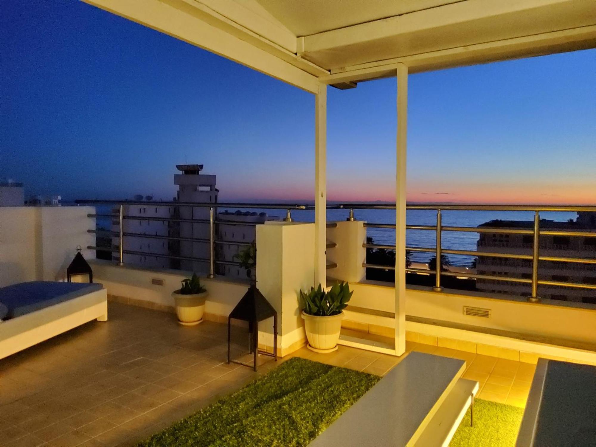 Seven Sky Penthouse Apartment *